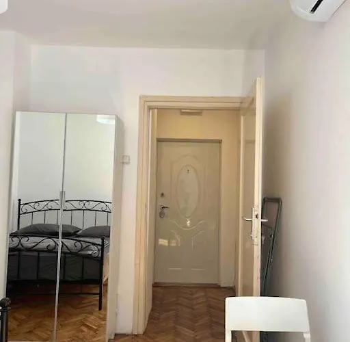 In شقة بلغراد